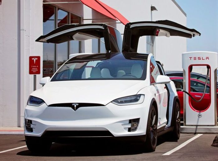 Tesla Model X 100D - Image 5