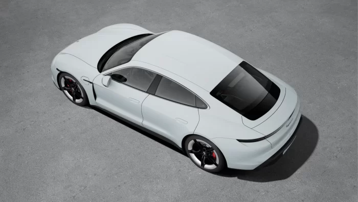 Porsche Taycan 4s - Image 6